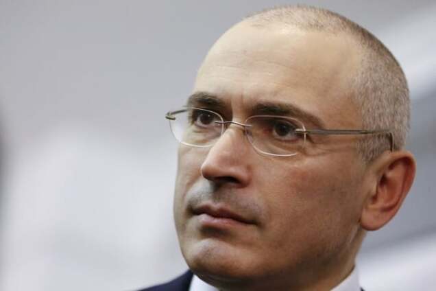 Политзаключенные Сенцов и Савченко получат финпомощь от Ходорковского