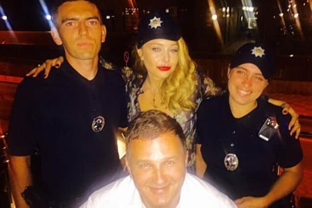 Горбунов бурно отметил 45-летие с Билык, Кароль и киевскими копами