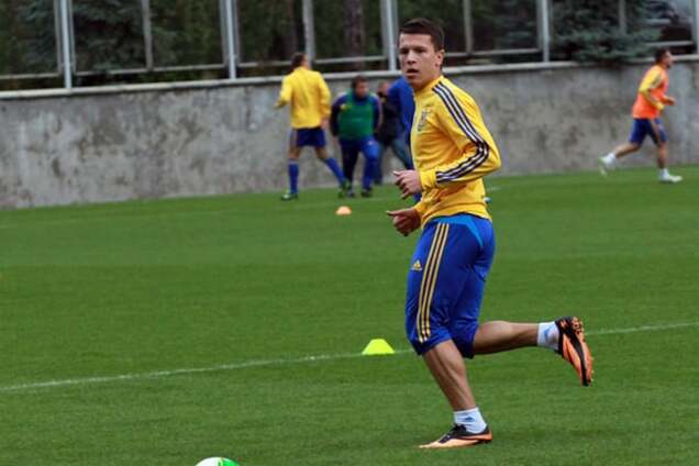 Сборная Украины временно осталась без Коноплянки