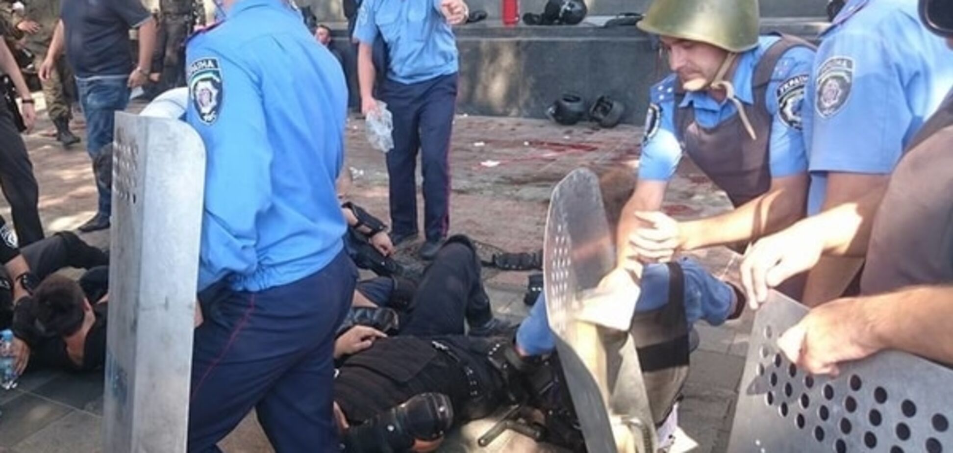 Міліція під Радою затримала одного з найактивніших мітингувальників