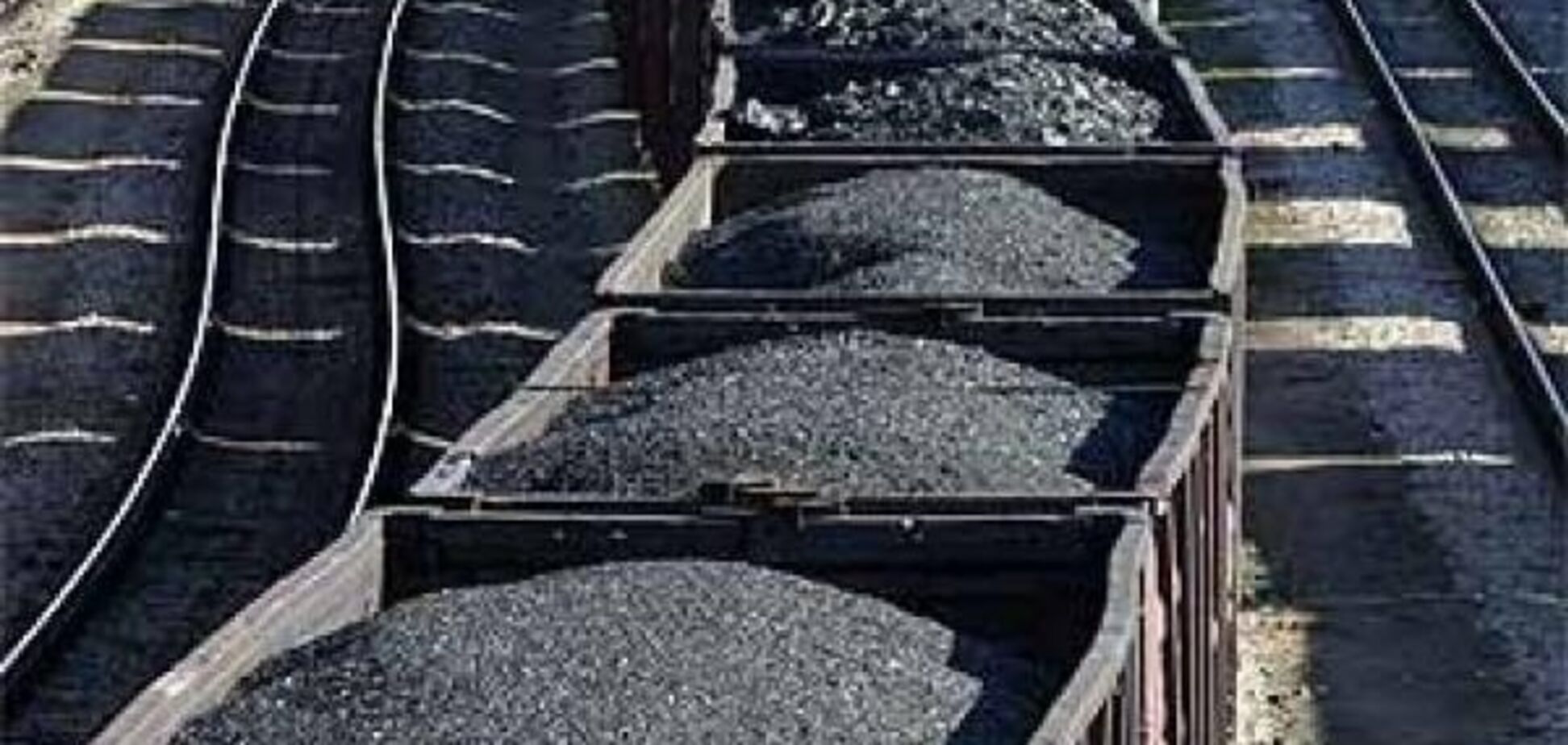 Україна екстрено запасається вугіллям