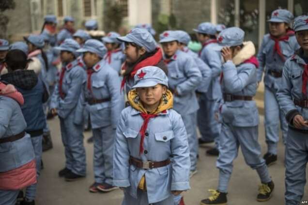 Как выглядит школьная форма у разных народов мира