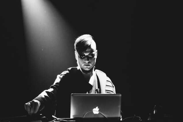 Литовский саунд-продюсер создал электронный ремикс на песню 'Океана Эльзы': необычное звучание