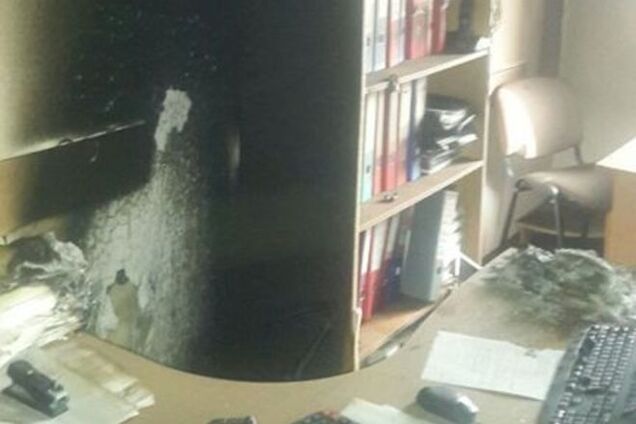 Поджог офиса коммунальщиков в Киеве: милиция открыла уголовное дело