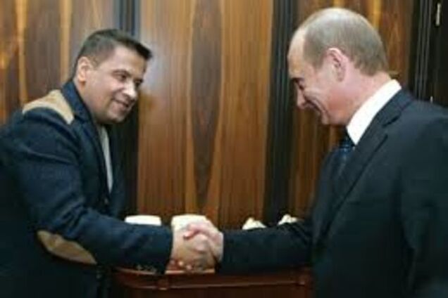 Любимой группе Путина поставят памятник 'Дуся-агрегат'