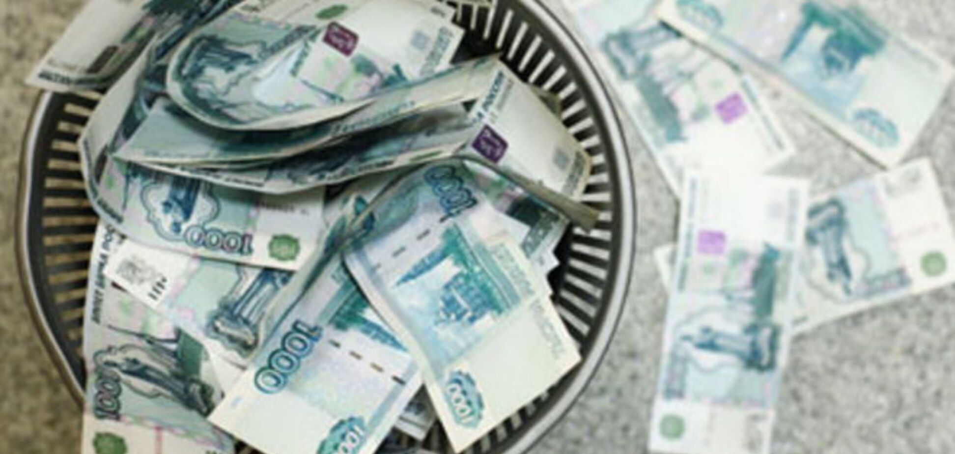 В обменниках России доллар перевалил за 64 рубля