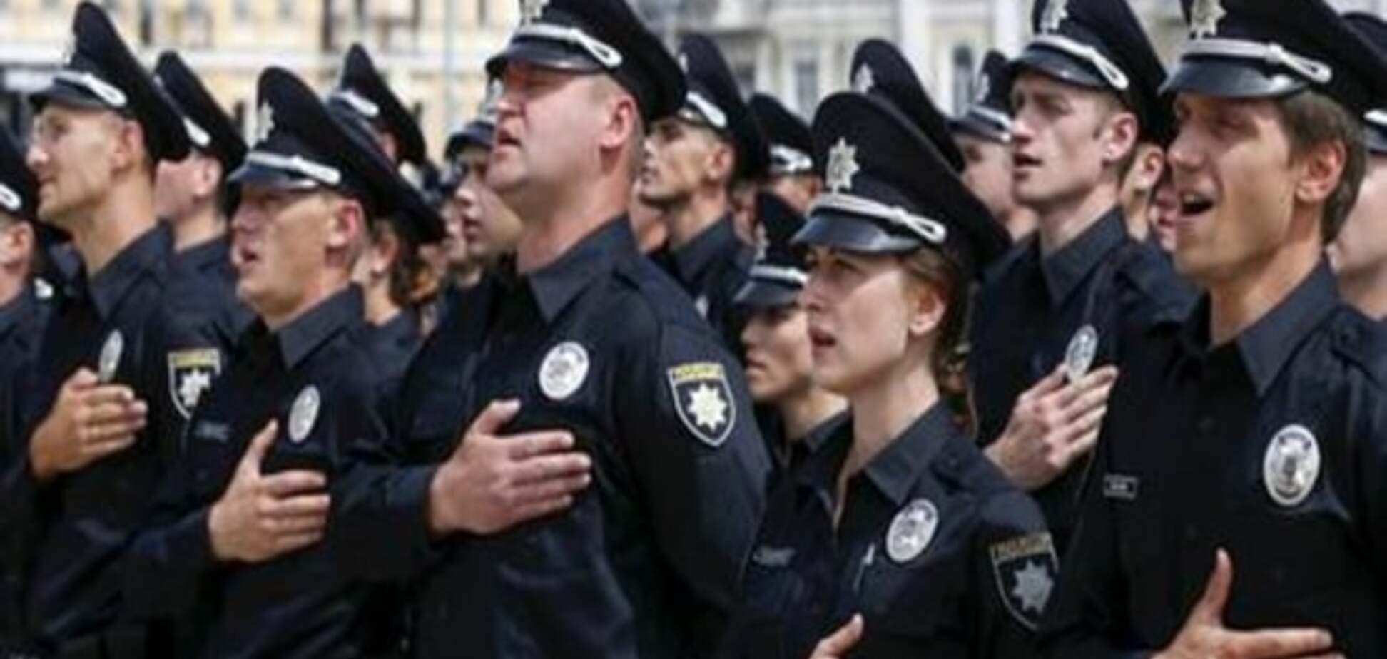 Первый месяц украинской полиции: успешный старт?