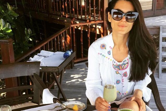 Ефросинина поделилась уникальным рецептом летнего смузи для похудения