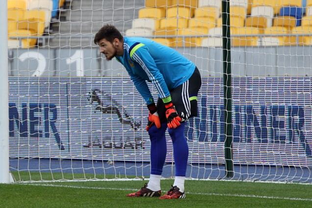 Вратарь сборной Украины может продолжить карьеру в Турции