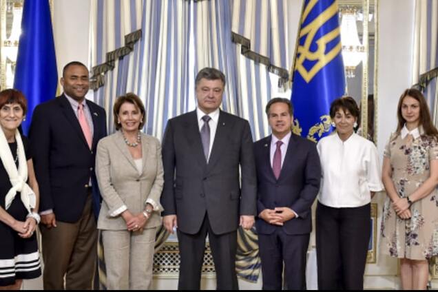 Порошенко пообещал американцам дальнейшую деолигархизацию Украины