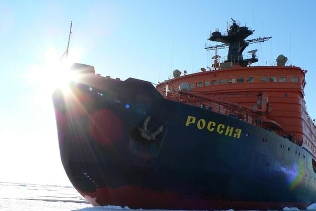 Американский адмирал объяснил, зачем Россия оккупирует Арктику