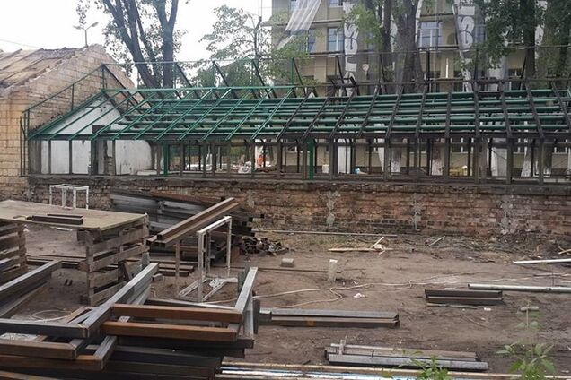 В киевской школе для уроков ботаники построят 'волшебную теплицу'