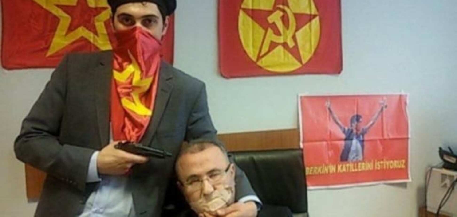 Турецким журналистам грозит 7,5 лет тюрьмы за фото террористов