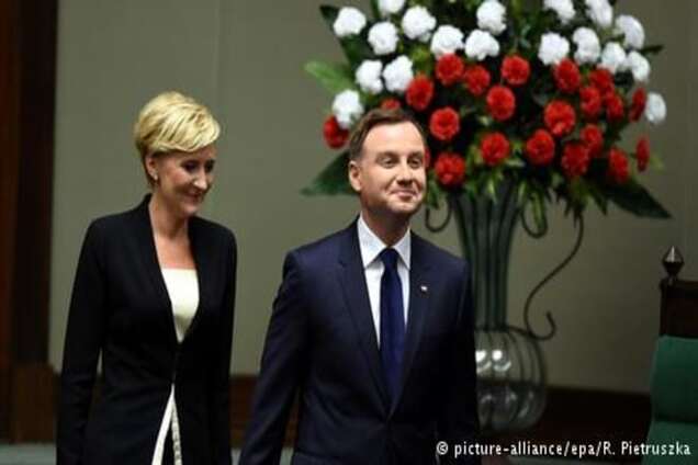 Комментарий: Дуда - продолжатель дела Качиньских?