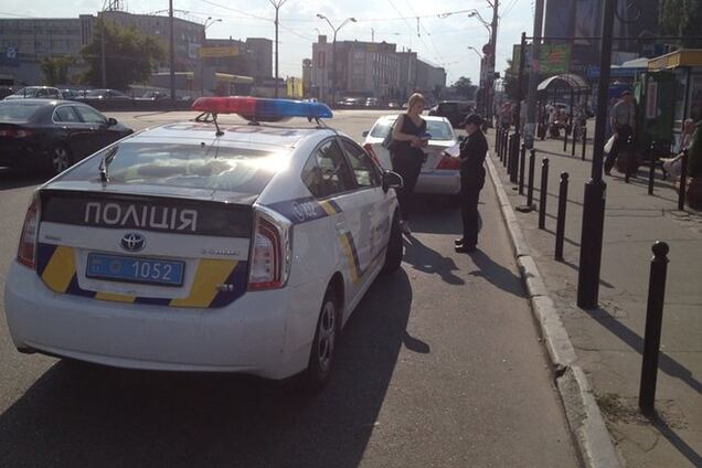 В Киеве 'героиня парковки' стала жертвой нового закона про полицию