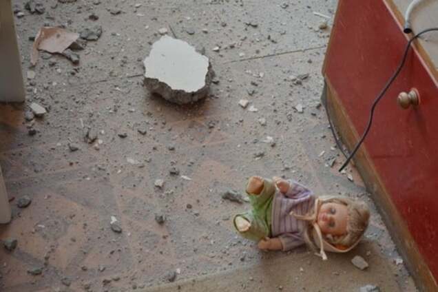 В Донецке снаряд разорвался в руках у детей