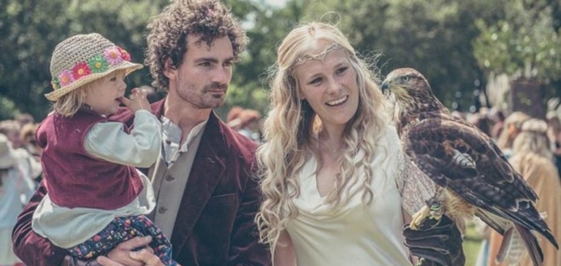 Пара устроила потрясающую свадьбу в стиле 'Властелина колец': сказочные фото