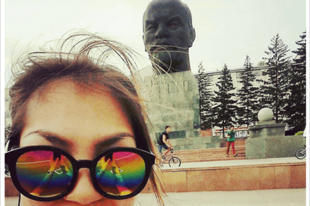 Россияне напугали Британию новым флешмобом: 'селфи с тираном' - это перебор