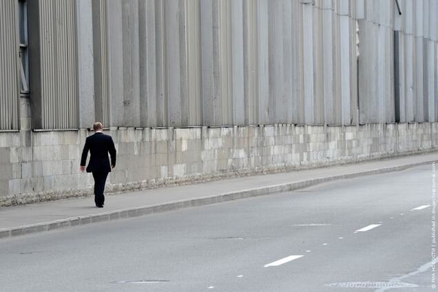 Володя, на кого ты нас бросаешь?