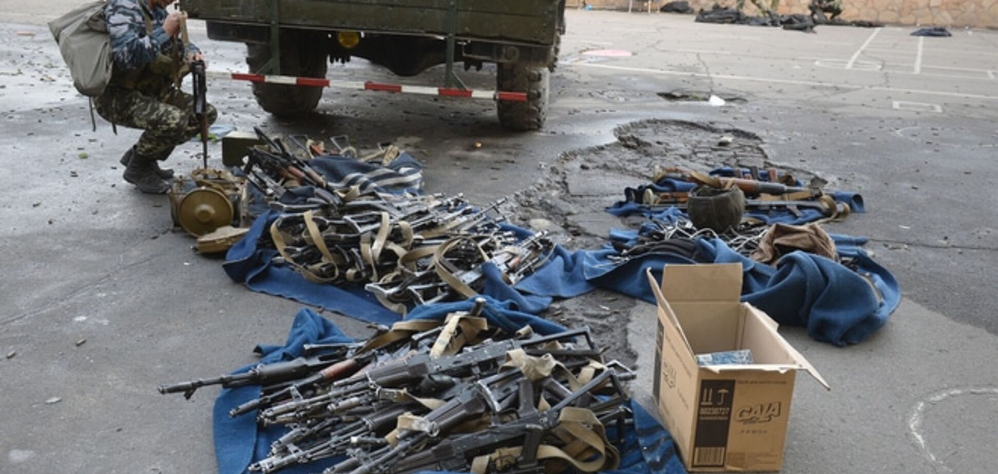 Приходите с подбитым танком: офицер из АТО объяснил сложности получения выплат 'за заслуги'