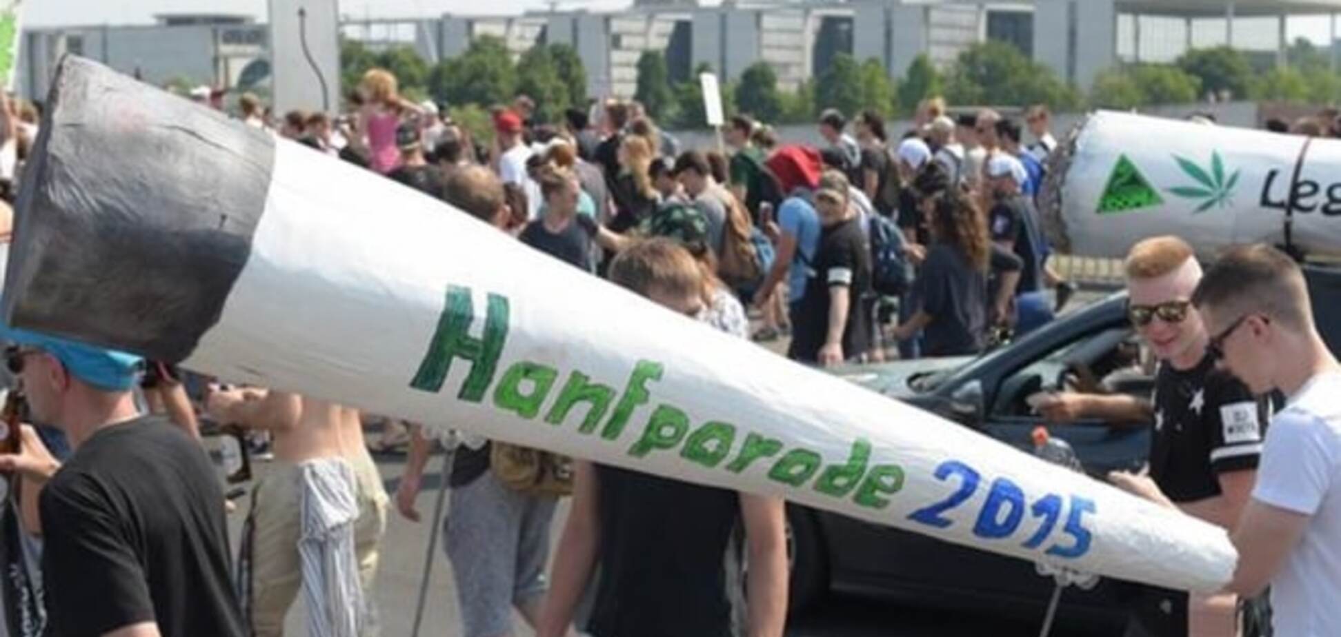 Конопляный парад: 'обкуренные' немцы требовали легализовать марихуану
