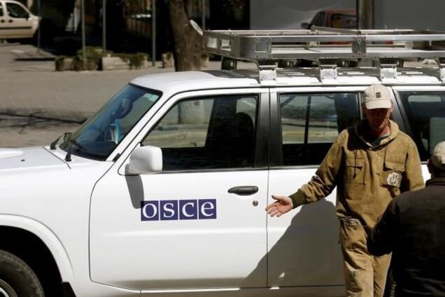 В Донецке неизвестные сожгли 4 броневика ОБСЕ