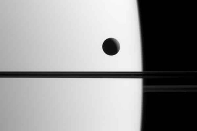 NASA опубликовало фото потрясающего космического транзита