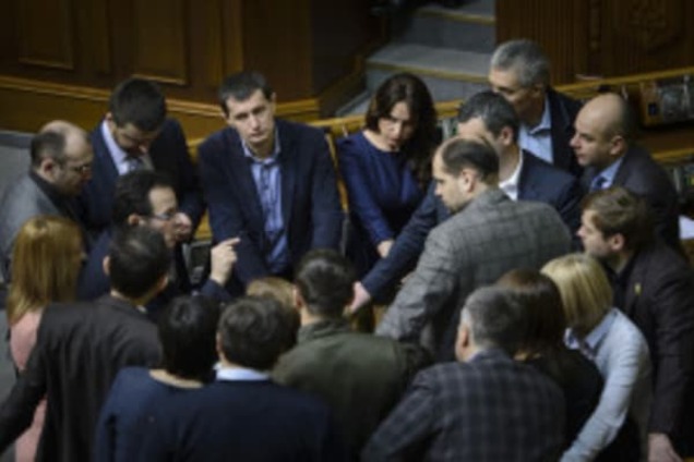 'Самопомич' решила не брать пример с 'радикалов' и остаться в коалиции - СМИ