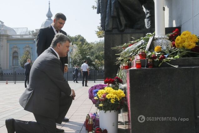Порошенко запропонує Кабміну прирівняти загиблих під Радою до учасників АТО