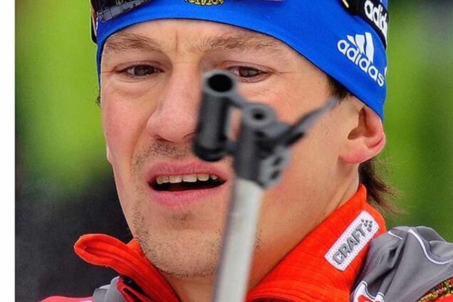 Із сокирою: у Росії брутально обікрали 3-разового чемпіона світу з біатлону