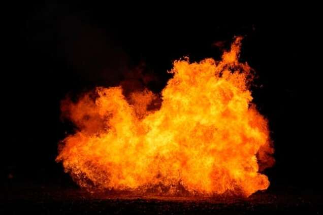 Зарево и выбитые стекла: Донецк содрогнулся от мощного взрыва авто. Опубликованы фото