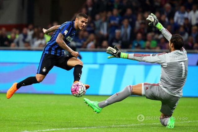 'Интер' обыграл 'Милан' в дерби и возглавил чемпионат Италии