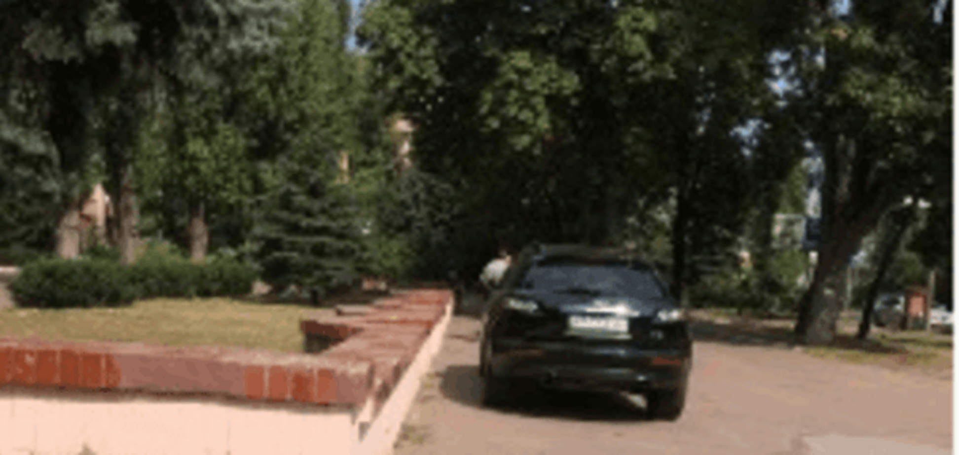 В Черкассах десятиклассник ездил в школу на Infiniti