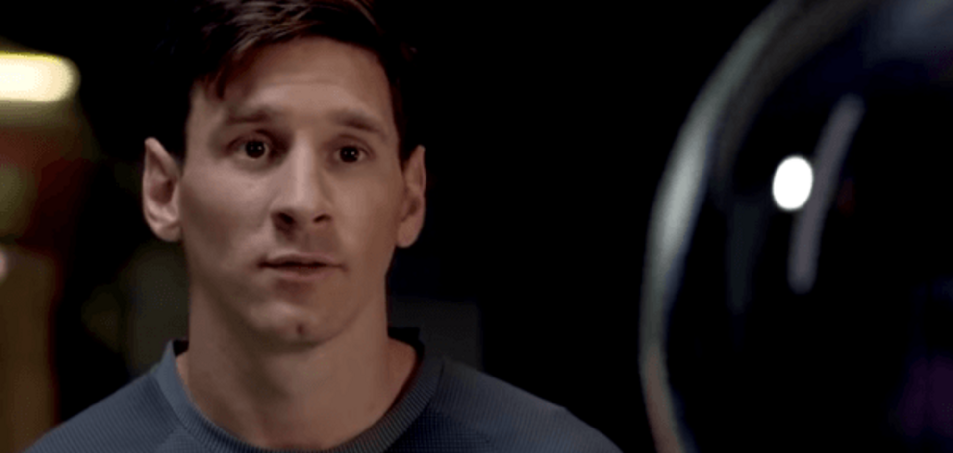 Шкарпетки і бульбашки: Мессі здивував фанатів дивною рекламою