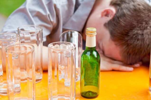 Почему так сложно остановить пьянство в армии