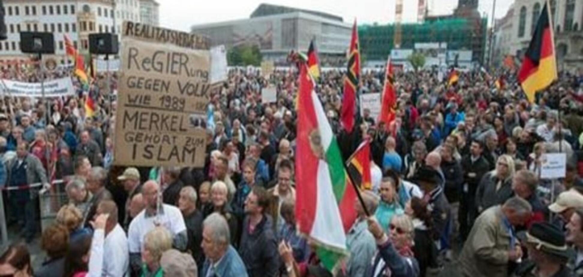 Антиісламський рух Pegida вивів на вулиці Дрездена п'ять тисяч демонстрантів