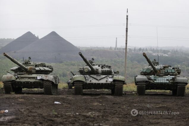 Тяжелую технику на Донбассе не отводит ни одна из сторон - Хуг