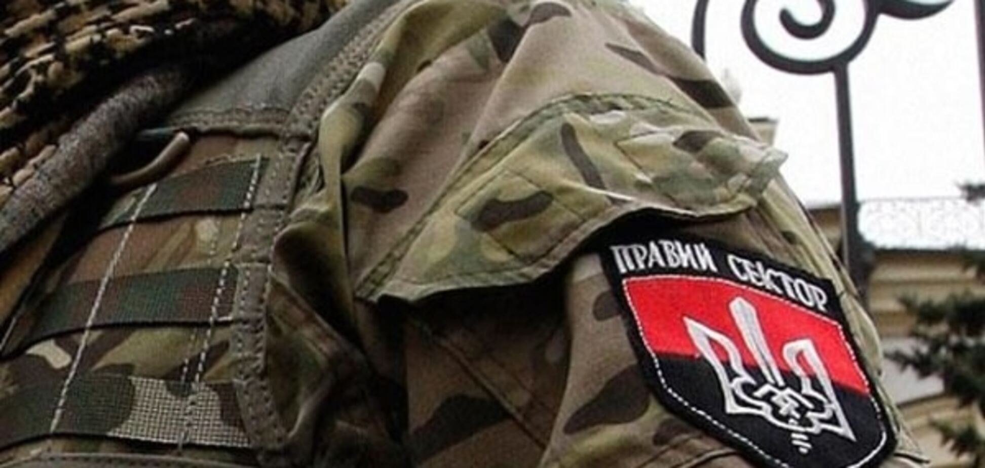 Двоє бійців 'Правого сектора', причетних до стрілянини в Мукачевому, загинули в ДТП