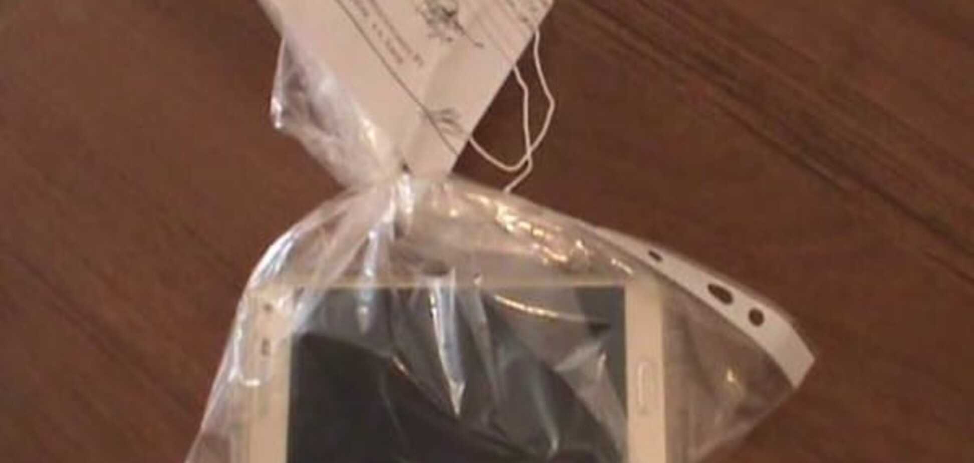 В Киеве у журналистки украли телефон