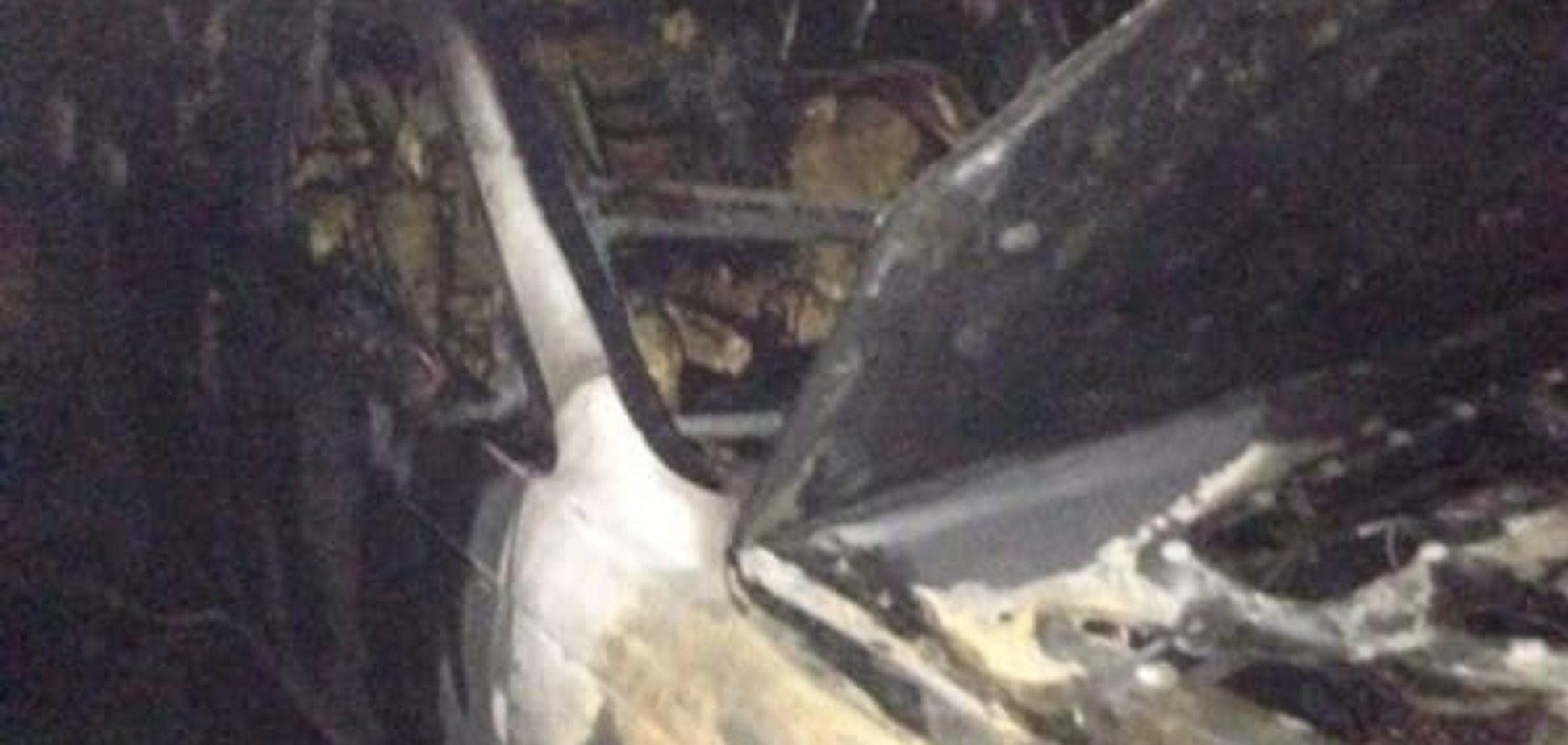В Киеве возле девятиэтажки сгорели три автомобиля 