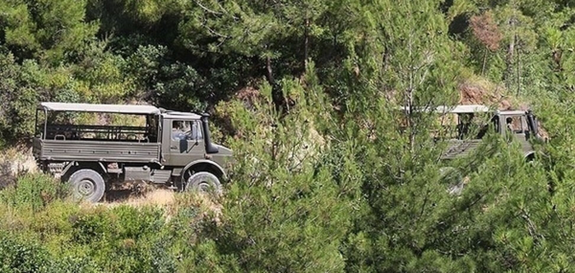 У Туреччині на міні підірвалися дві машини, п'ять поліцейських загинули