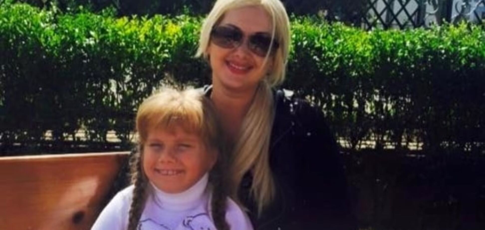 Бужинская вывезла дочь из Крыма в Болгарию