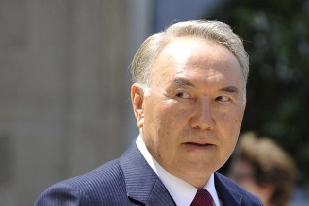 Ни за что не догадаетесь: Назарбаев назвал самую стабильную валюту в мире