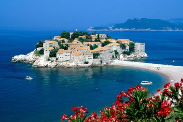 Топ-10 мест для волшебного отдыха в бархатный сезон