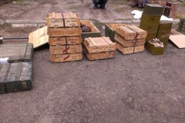 СБУ нашла самый большой запас оружия за все время АТО: фото- и видеофакт