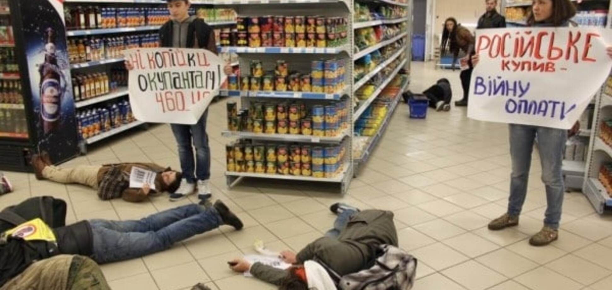 Чим Україна годує окупований Крим: тисячі тонн фруктів і борошна