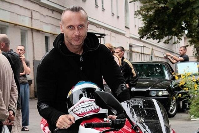 На дороге сбили украинского рэпера Ларсона: фото с места ДТП