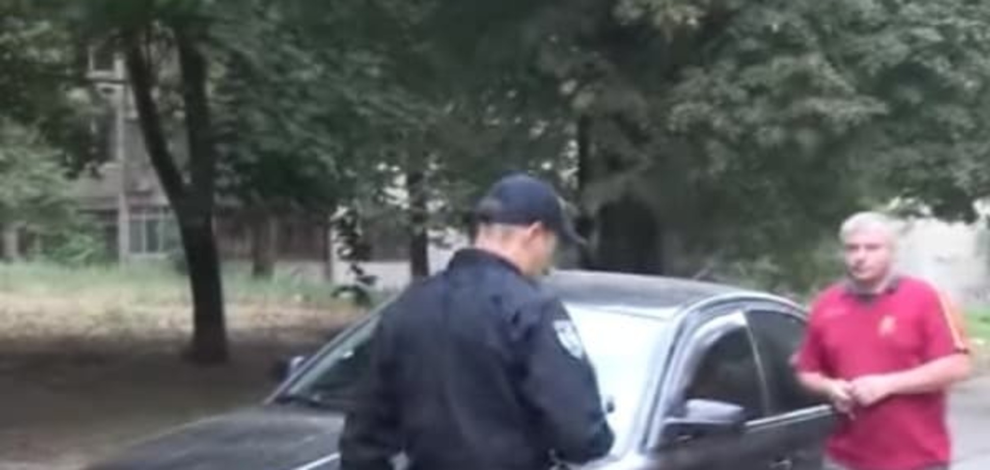 Киевские полицейские перевоспитали упрямого пьяного водителя