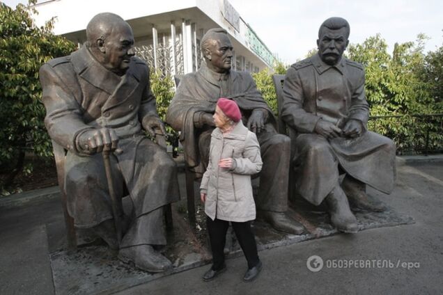 Рабинович: ставящих памятники Сталину надо селить в резервации