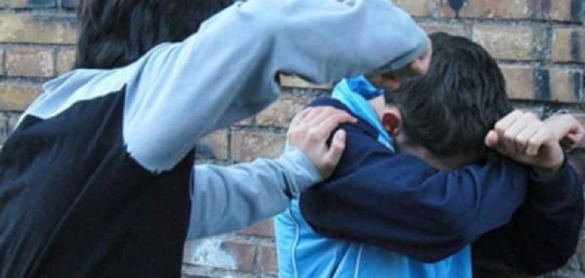 В Киеве юного школьника жестоко избил старшеклассник